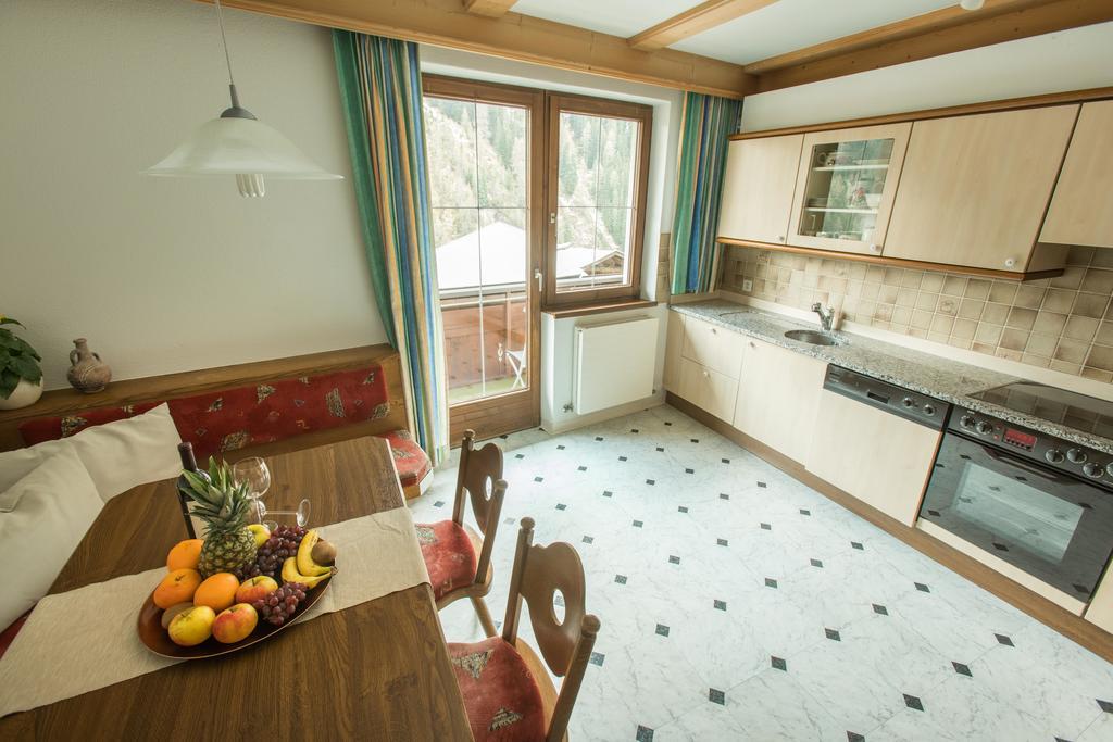 Appartamento Haus Am Brunnen Samnaun Esterno foto