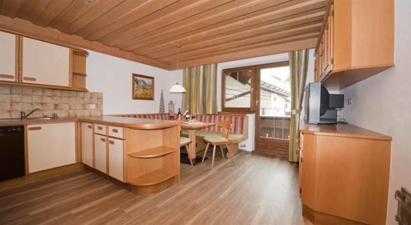 Appartamento Haus Am Brunnen Samnaun Esterno foto